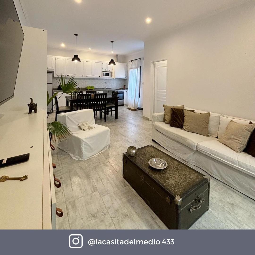 La Casita Del Medio Apartment *